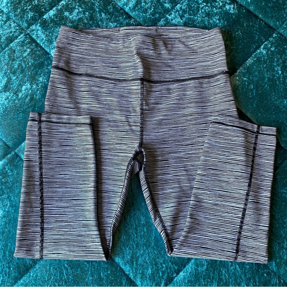 Athleta cropped strip leggings EUC